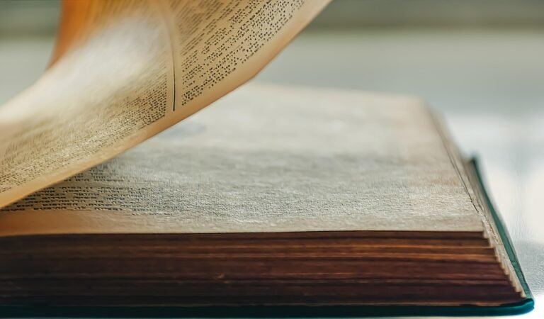 Are there international organizations that advocate for better teacher compensation