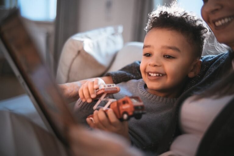 What are some simple ways parents can incorporate learning into everyday activities