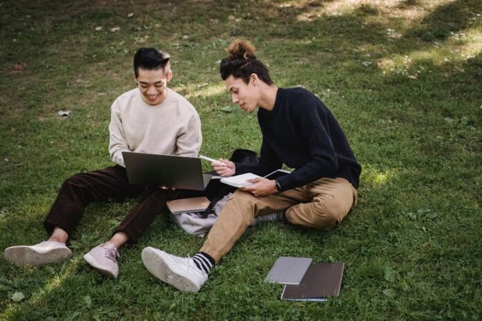 Navigating Online Education College Transfers: A Comprehensive Guide for Families