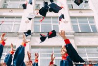 An Expert Framework for Deciding on Grad School