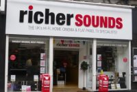 Score Free Headphones at Richer Sounds