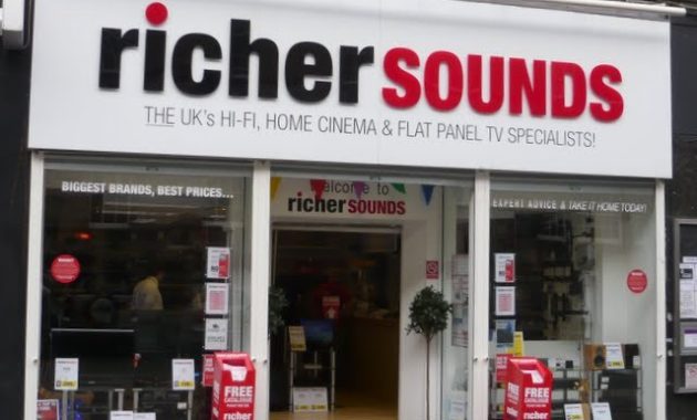 Score Free Headphones at Richer Sounds 1 featured 2413
