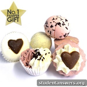 A gift set of chocolate-shaped bath bombs