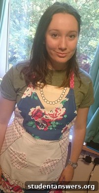 Sheffield University student Emily, a reviewer for The Student Blogger